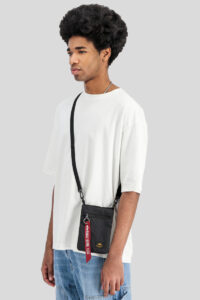 Alpha Industries Bolso Travel Sling Black 1